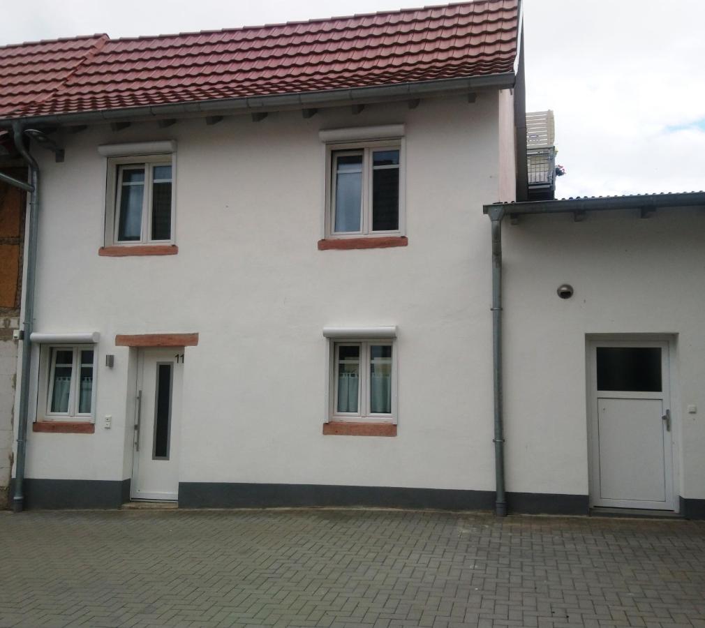 Das Mini-Haus Im Herzen Grossostheims Exteriér fotografie